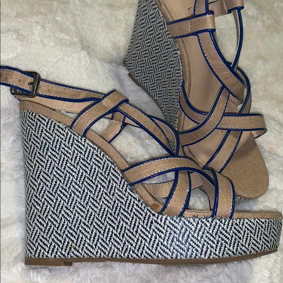 Women’s The Limited Wedges - Picture 3 of 7